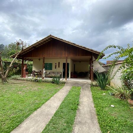 Lumiar Casa Solar Churrasqueira Com 3 Quartos Sendo Um Suite Arejada, Jardim A 700M Do Centro Exterior foto