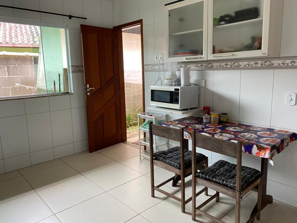 Lumiar Casa Solar Churrasqueira Com 3 Quartos Sendo Um Suite Arejada, Jardim A 700M Do Centro Exterior foto